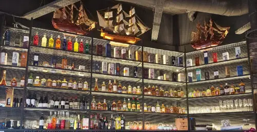 Photo Mur derrière le bar Restaurant Au Bateau