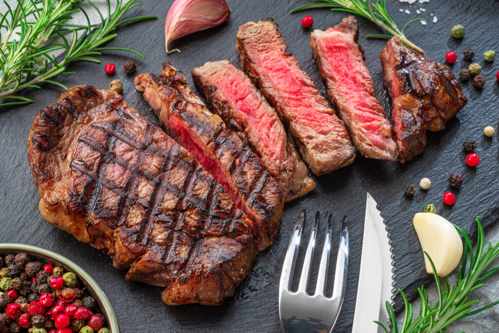 Photo Planche de viande grillée