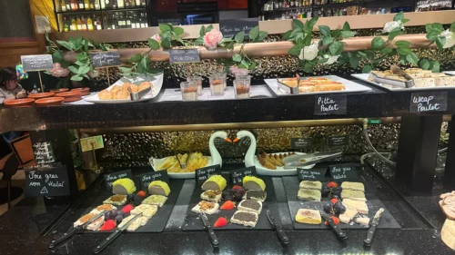 Photo d'entrées froides avec foie gras