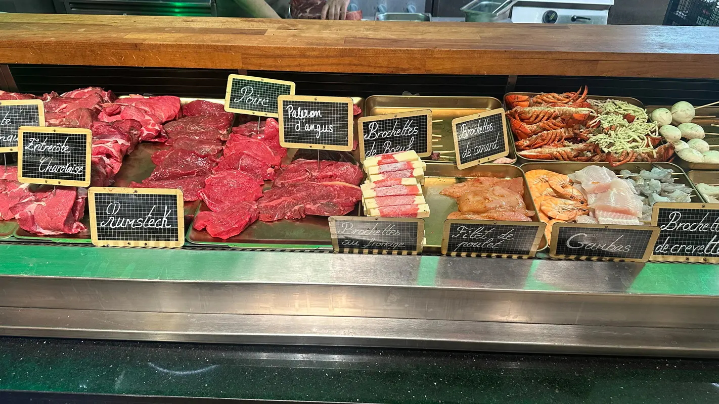 Buffet de viandes maturées et viandes blanches